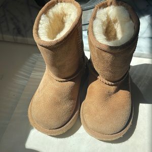 UGG 6T Toddler Classic Chestnut Ugg Boot
